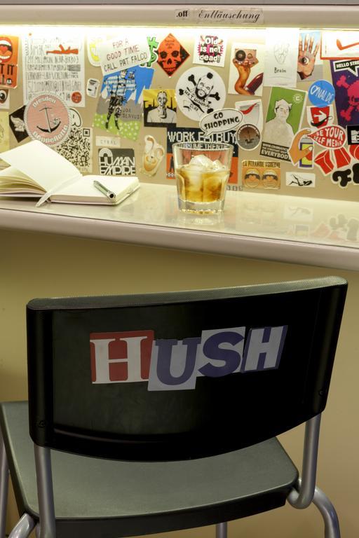 Hush Hostel Lounge Истанбул Екстериор снимка
